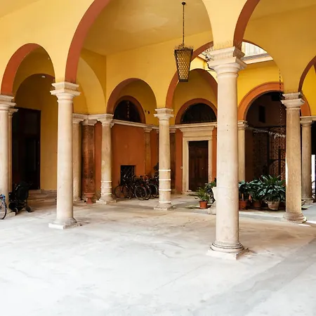 Borgo Tarapino Citta * פררה