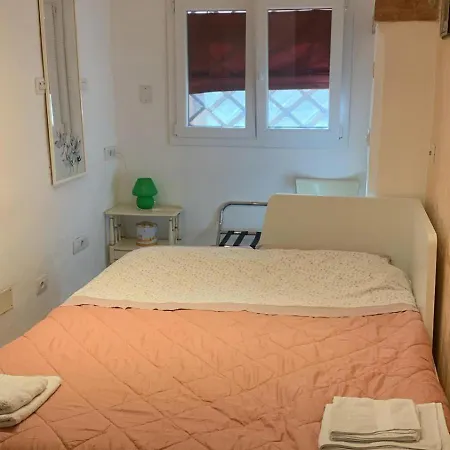 Borgo Tarapino Citta פררה